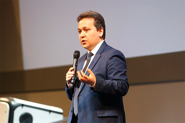 Uzbek delegation participates in the Education World Forum in London