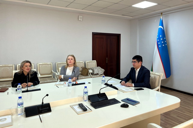 Узбекистан и Азербайджан обсудили цифровизацию нотариальной системы