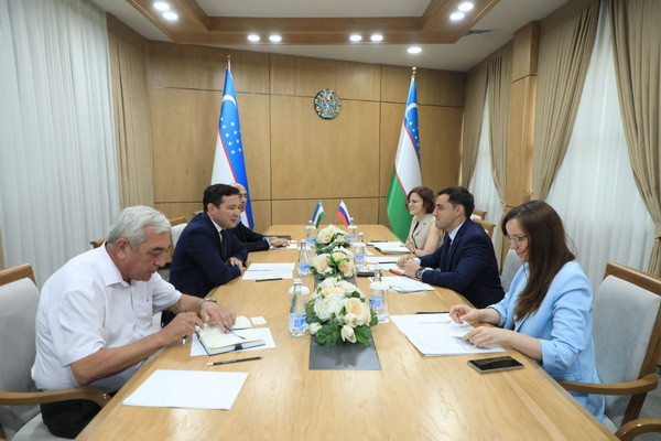 Узбекистан и РФ будут развивать сотрудничество в туристической сфере