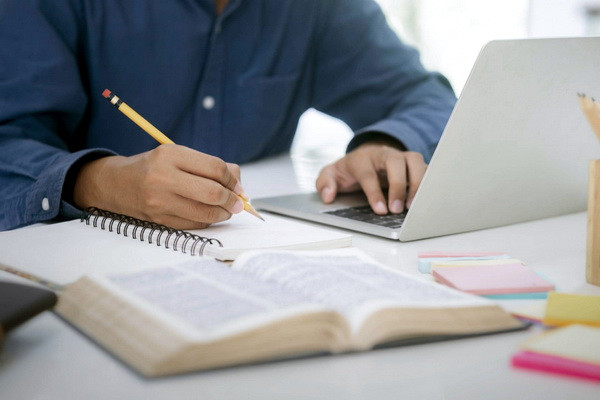 Youth studying in the field of information technology in non-state educational organizations to be provided with educational loans