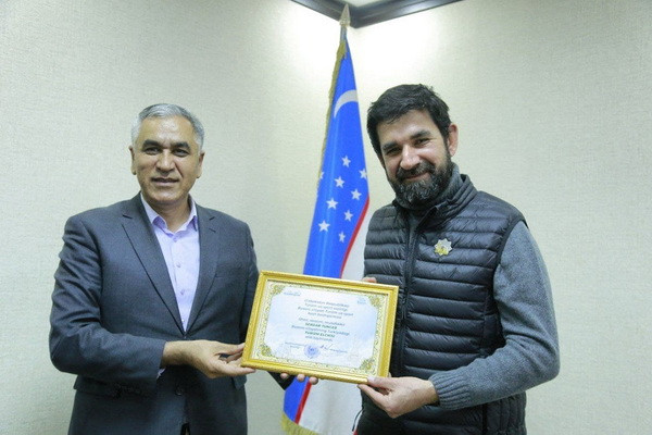 Телепродюсер из Турции снимает передачу, посвященную продвижению паломнического туризма в Узбекистане