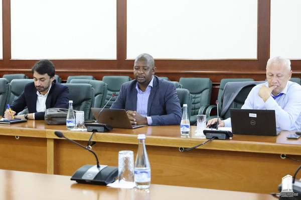 Заслушаны предложения экспертов ВБ по внедрению в Узбекистане международного опыта в области урбанизации