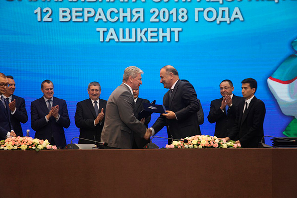 Узбекистан и Беларусь подписали контракты на $231 млн.