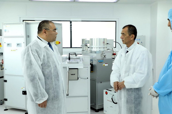 Министр инновационного развития посетил Институт ионно-плазменных и лазерных технологий им. У.А. Арифова