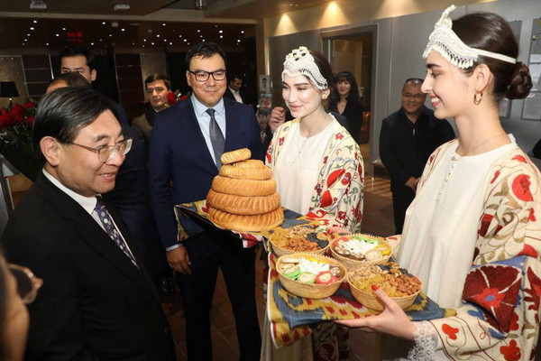 Chinese Minister of Culture and Tourism Hu Heping arrived in Uzbekistan