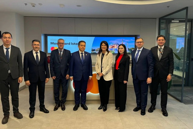 Meeting held with President of Mastercard Central Asia Office in Türkiye