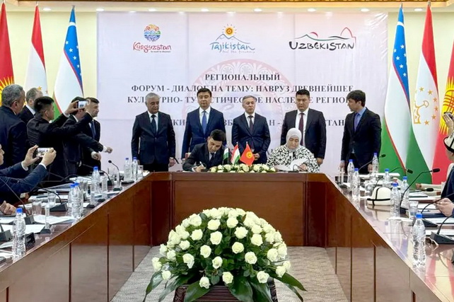 В Худжанде состоялось обсуждение перспектив развития туристического сотрудничества Узбекистана, Кыргызстана и Таджикистана