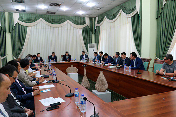 Мининфоком и мобильные операторы обсудили вопросы улучшения качества услуг связи