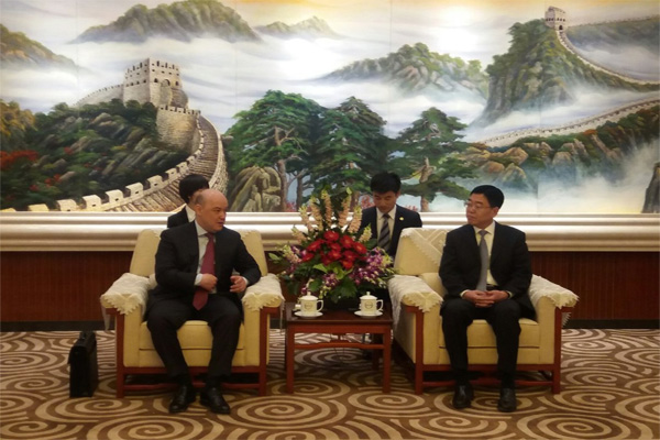 Узбекистан и КНР обсудили сотрудничество в сфере туризма