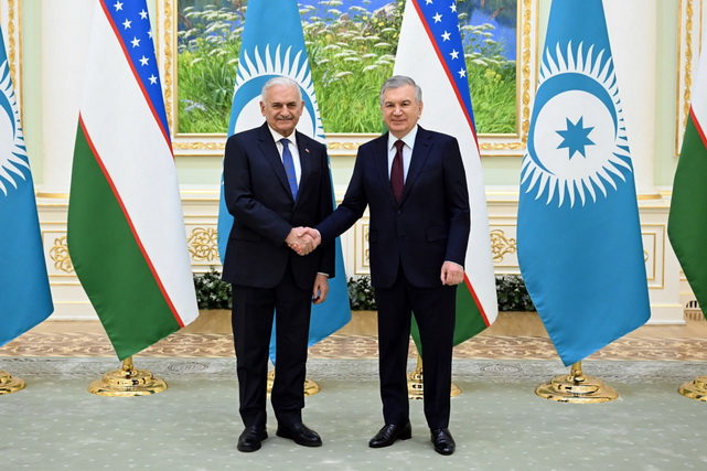 President of Uzbekistan meets with Chairman of the Council of Elders of the Organization of Turkic States