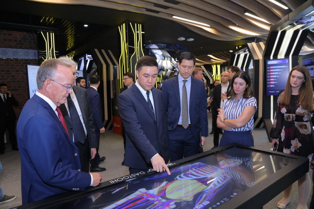 Delegation from the Utah State Senate familiarized with reforms and projects at IT Park Uzbekistan