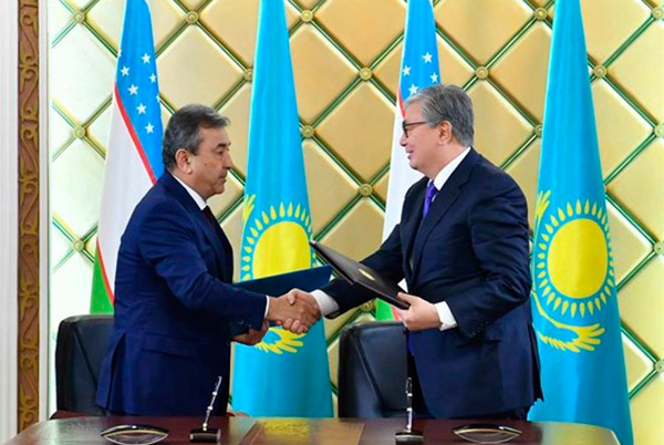 Сенаты Узбекистана и Казахстана подписали Меморандум о сотрудничестве