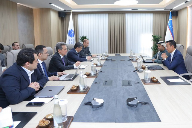 Узбекистан и e& обсудили развитие телекоммуникационной инфраструктуры и цифровых услуг