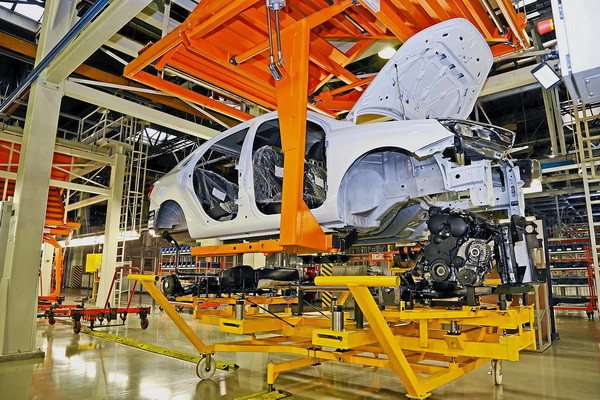 Минпромторг оценит проект сборки Lada Vesta в Узбекистане с учетом спроса и комплектующих