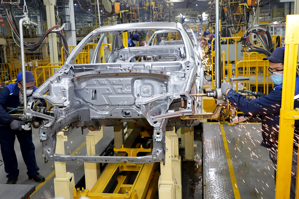 В августе с конвейеров завода «UzAuto Motors» сошло 41 100 автомобилей