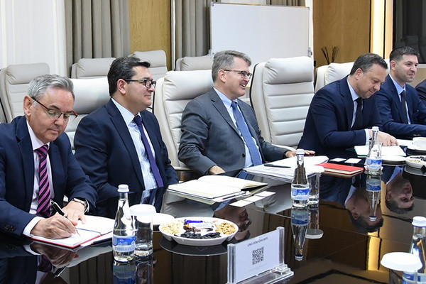 «Узбекнефтегаз»: Проведена встреча с президентом компании «Honeywell UOP»