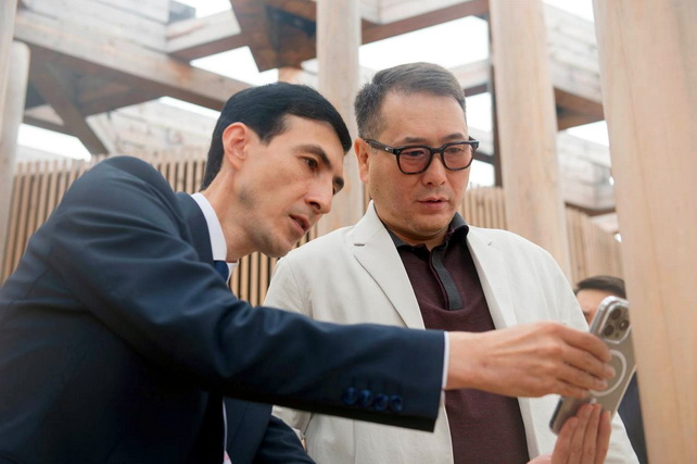 Kazakhstan’s Minister of Trade and Integration Visits Uzbekistan Pavilion at EXPO 2025 Osaka