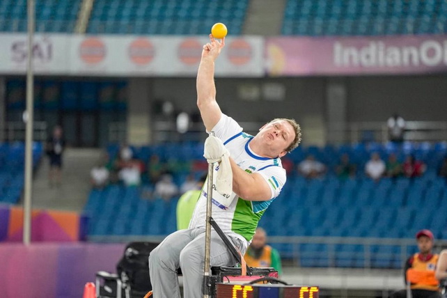 Жасур Ходжаев стал чемпионом мира
