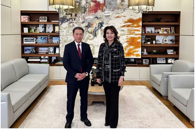 Посол Узбекистана встретился с главой Народного банка Казахстана