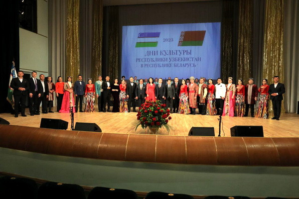 В Минске проходят дни культуры Узбекистана в Беларуси