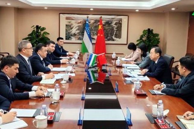 Узбекистан и Китай усиливают сотрудничество в сфере инвестиций и инфраструктуры