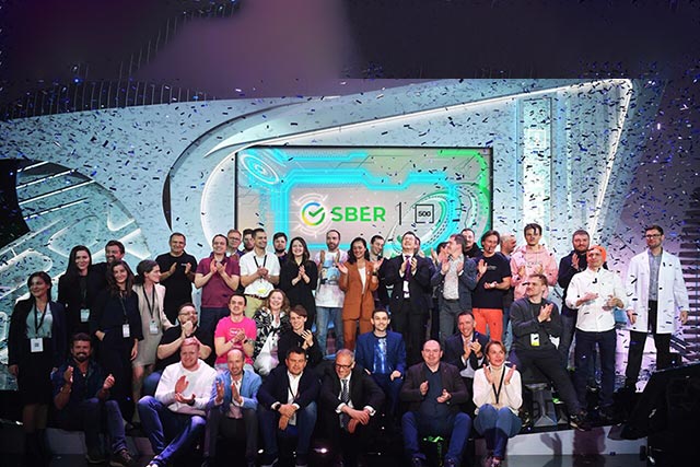 Сбер открыл приём заявок в международный акселератор Sber500
