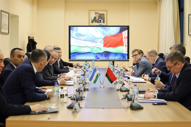 Узбекистан и Беларусь договорились подготовить дорожную карту промышленного сотрудничества до 2030 года