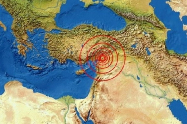 В Турции зафиксировали новое землетрясение магнитудой 7,7 баллов