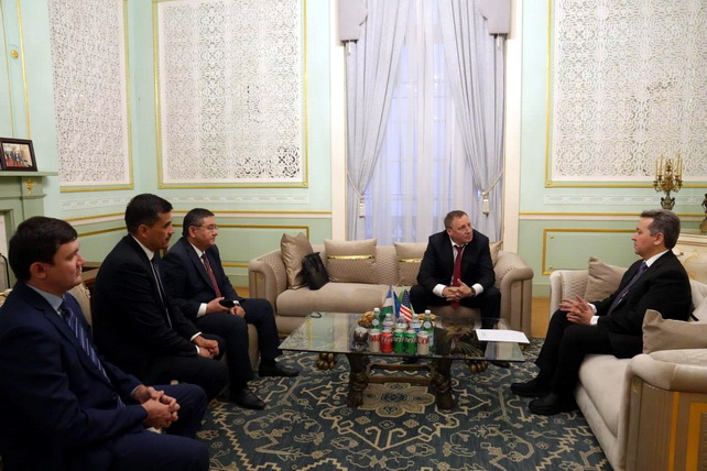 UZTELECOM и Winncom Technologies подписали меморандум по инновационным сетевым решениям