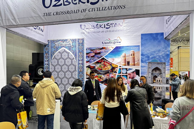 Туристический потенциал Узбекистана впечатлил гостей выставки в Урумчи