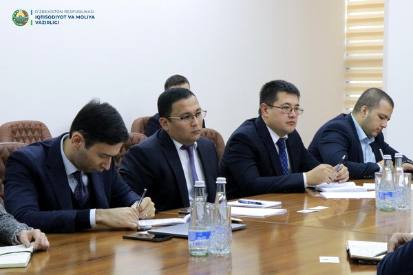 В Ташкенте прошла встреча с представителями АБР