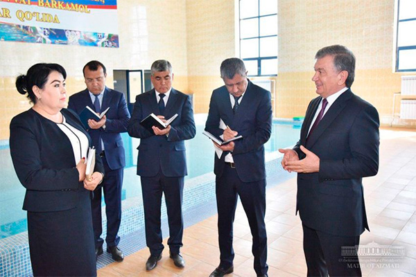 Глава нашего государства посетил комплекс водного спорта