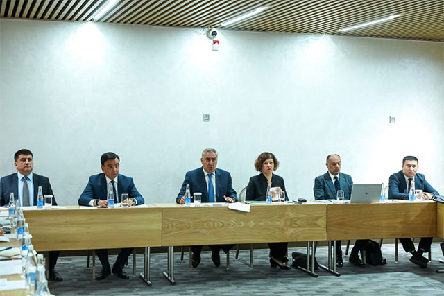 В Узбекистане представили промежуточный отчет по Стратегии развития туризма до 2040 года