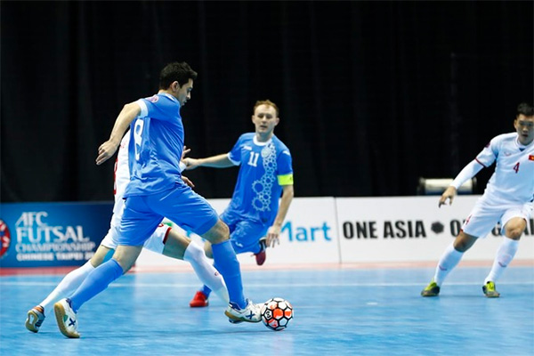 Сборная Узбекистана по футзалу дважды проиграла Испании