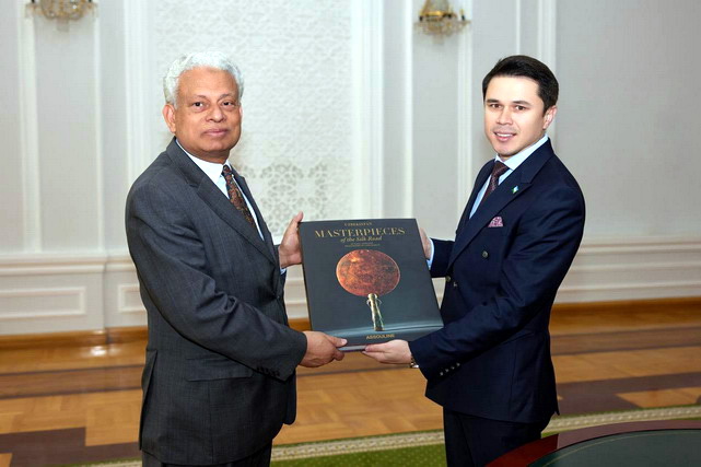 Uzbekistan showcases achievements in international cultural exchange