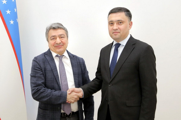 Работы молодых талантливых фотографов Узбекистана покажут в Эрмитаже