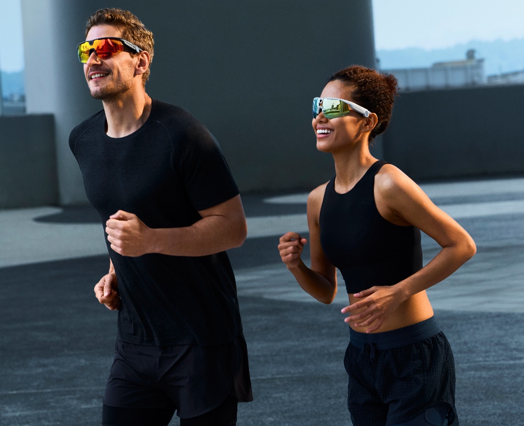 BleeqUp Launches World’s First 4-in-1 Sports Camera Glasses in Singapore