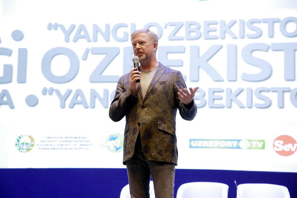 Валдис Пельш провел тренинг для молодых журналистов Узбекистана