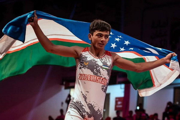 Uzbek young wrestlers have successfully start at the Asian Championship