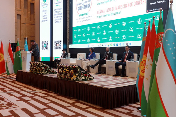 В Душанбе завершила свою работу V Центрально-Азиатская конференция по изменению климата