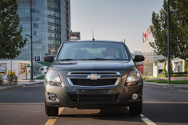 В Узбекистане за восемь месяцев 2025 года произведено более 284 тыс. легковых автомобилей