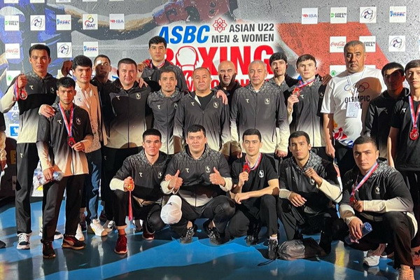 Девять золотых медалей боксеров Узбекистане на чемпионате Азии!