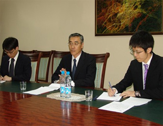Uzbek, Japanese officials discuss upcoming meetings, inlt issues