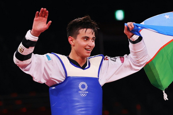Ulugbek Rashitov becomes the champion of the WT Taekwondo Grand Prix in Paris