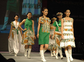 Магия узоров узбекского иката в Сеуле