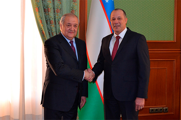 Uzbek FM receives newly appointed envoy of Cuba