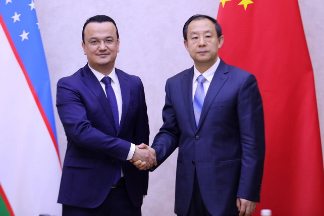 Узбекистан и Китай обсудили развитие стратегического партнёрства