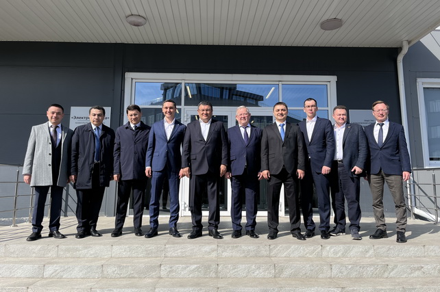 Делегация Узбекистана посетила технопарк «Искра-Волга» в Татарстане