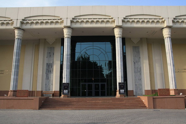 "Helga Paris. Photography" - the first exhibition in Uzbekistan