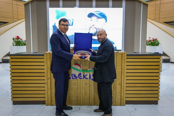 Заместитель Премьер-министра встретился с кинорежиссером и продюсером Тимуром Бекмамбетовым